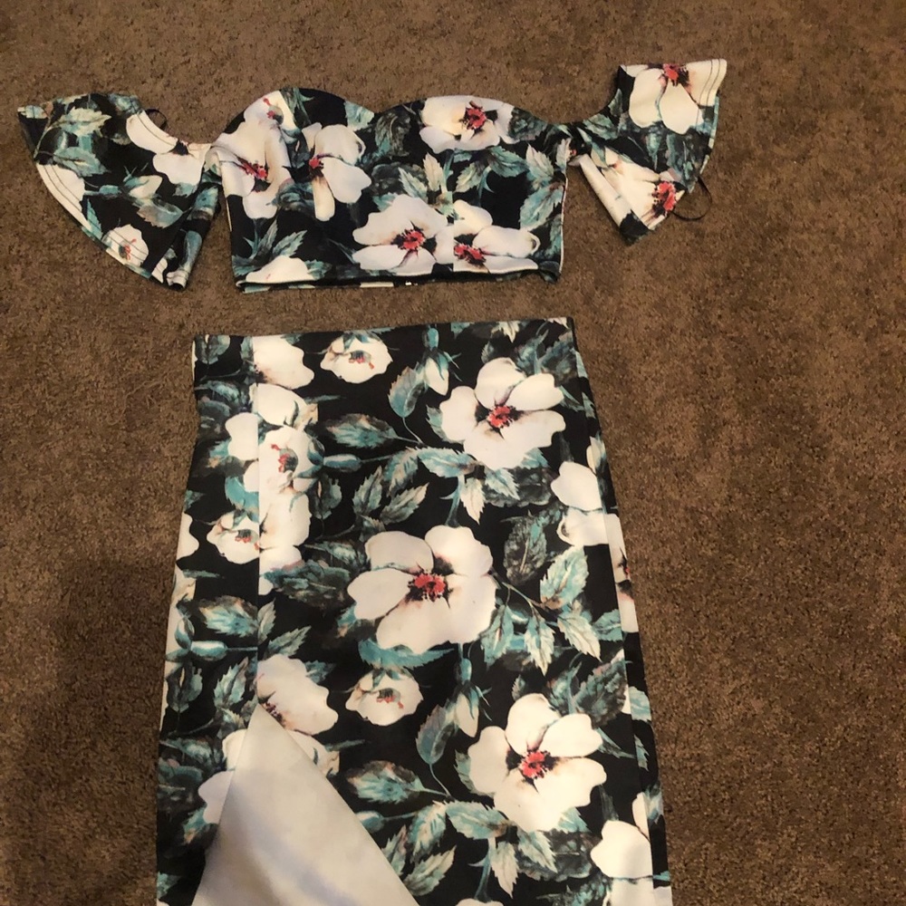 Two piece high waisted set